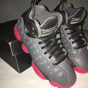 Kids Jumpman Team II Basketball Sneaker Size 3.5